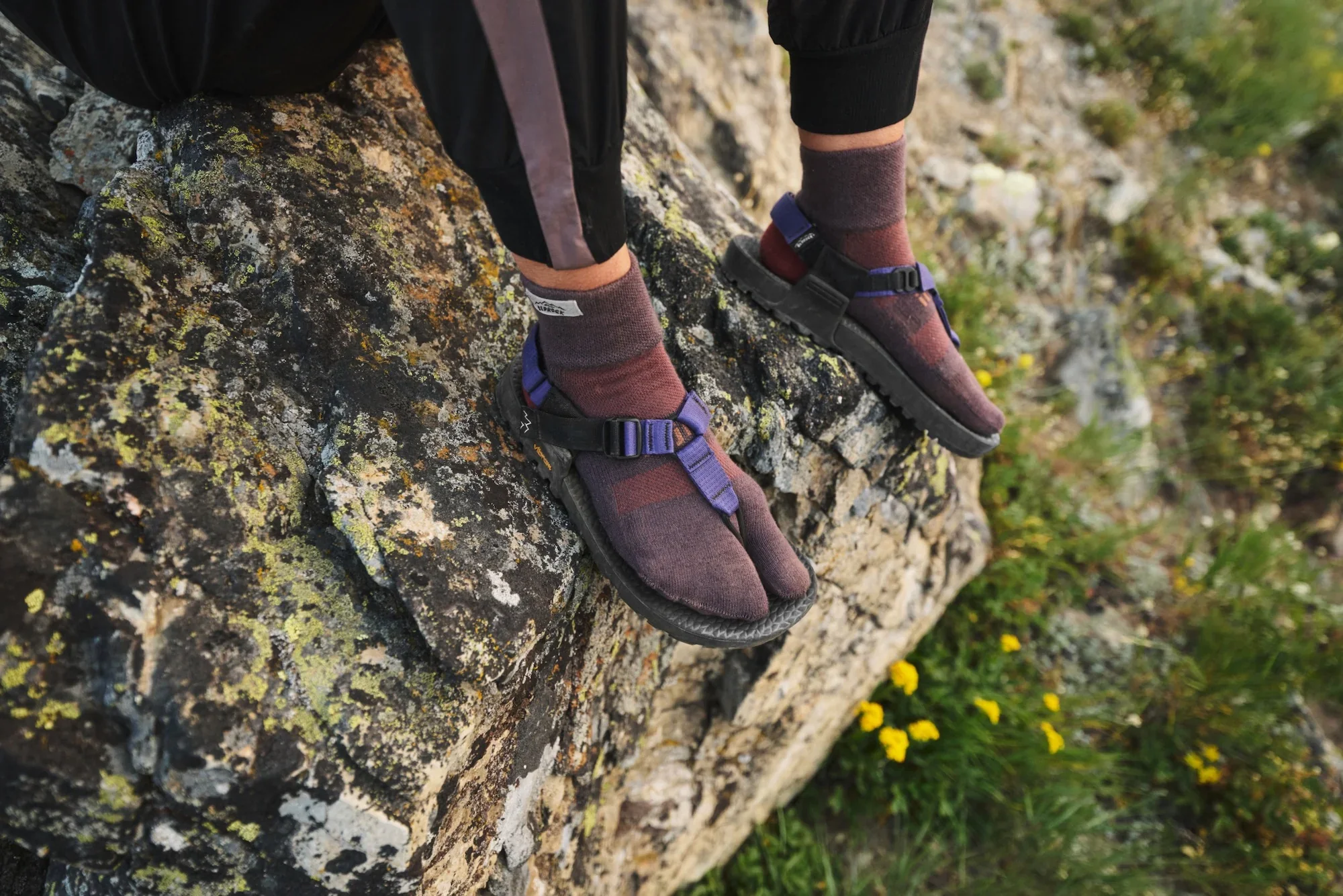 Bedrock X Injinji Performance Split-Toe Socks - Mini Crew - Image 8