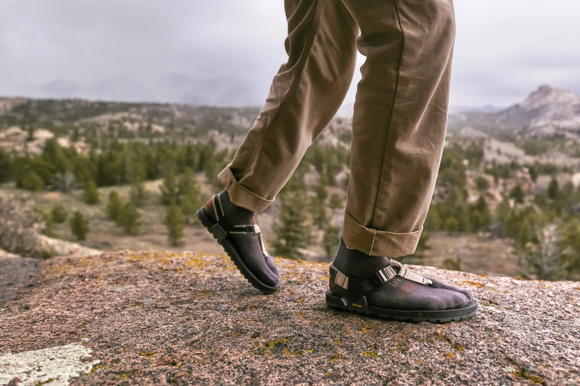 Bedrock X Injinji Performance Split-Toe Socks - Mini Crew - Image 9