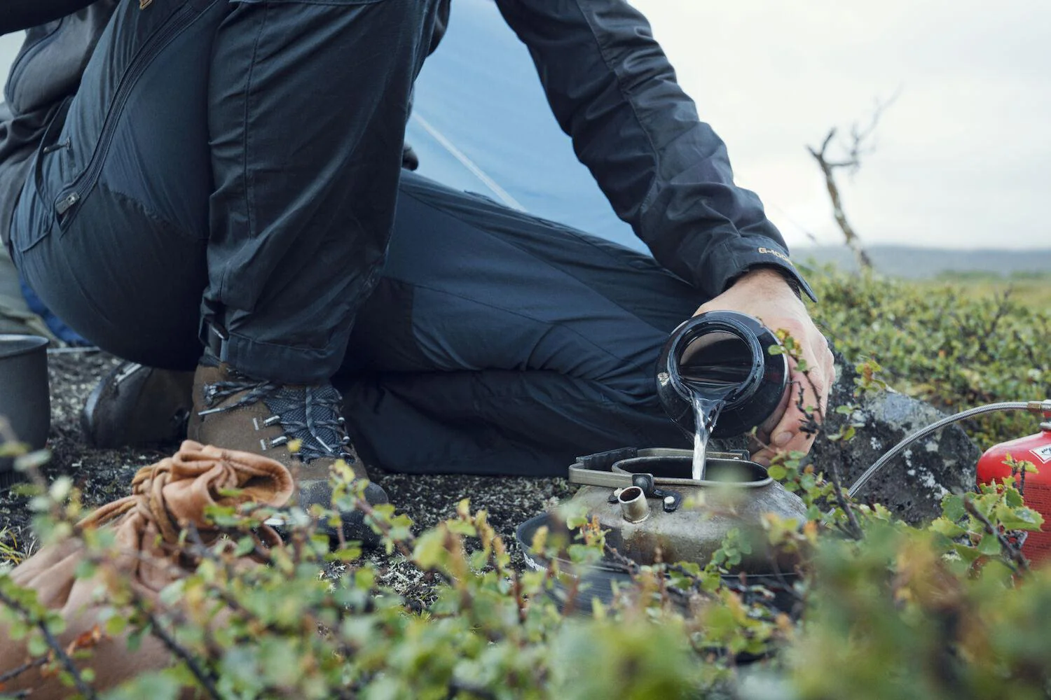 Fjällräven Abisko Lite Men's Trekking Trousers Long - Image 12