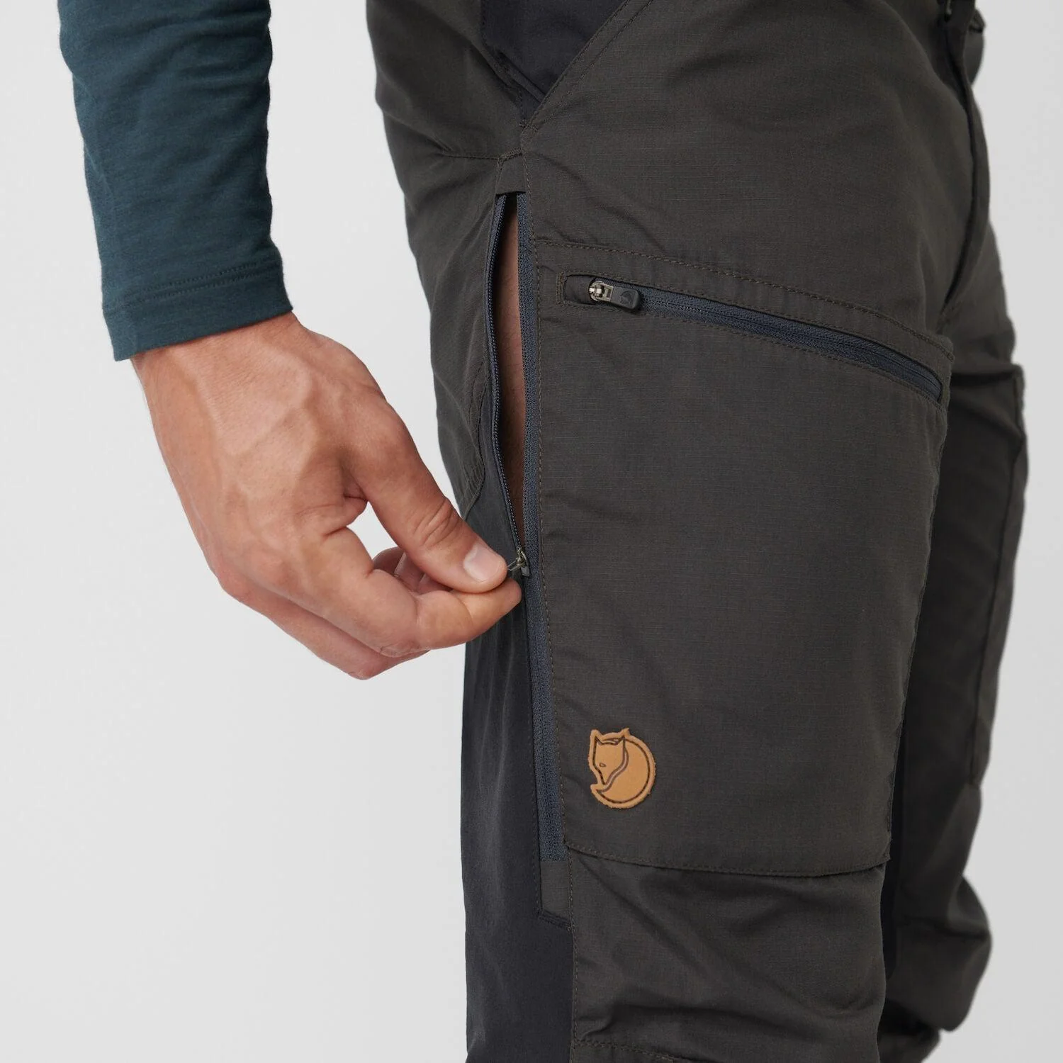 Fjällräven Abisko Lite Men's Trekking Trousers Long - Image 7