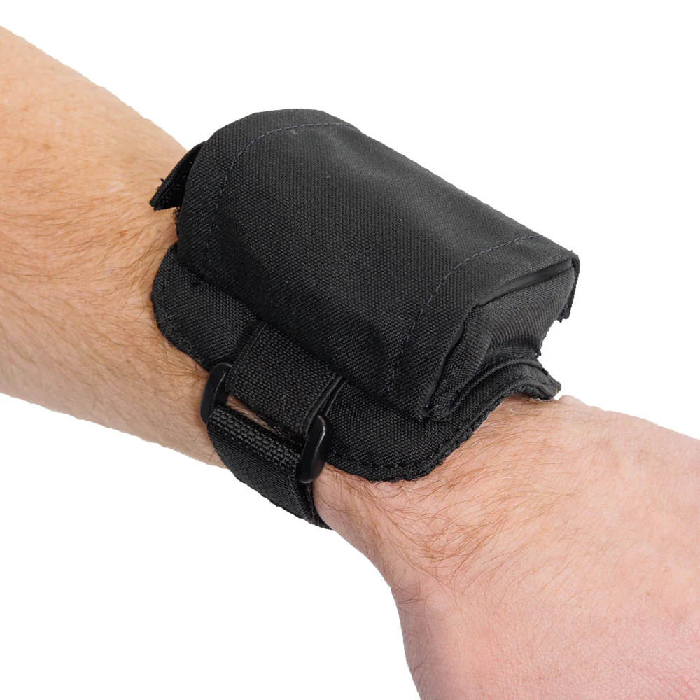 Garmin Foretrex 801/901 Wrist Pouch - Image 3