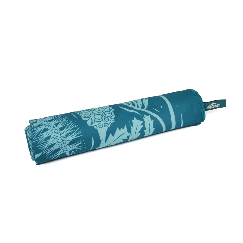 Mont Microfibre Travel Towel - Image 12