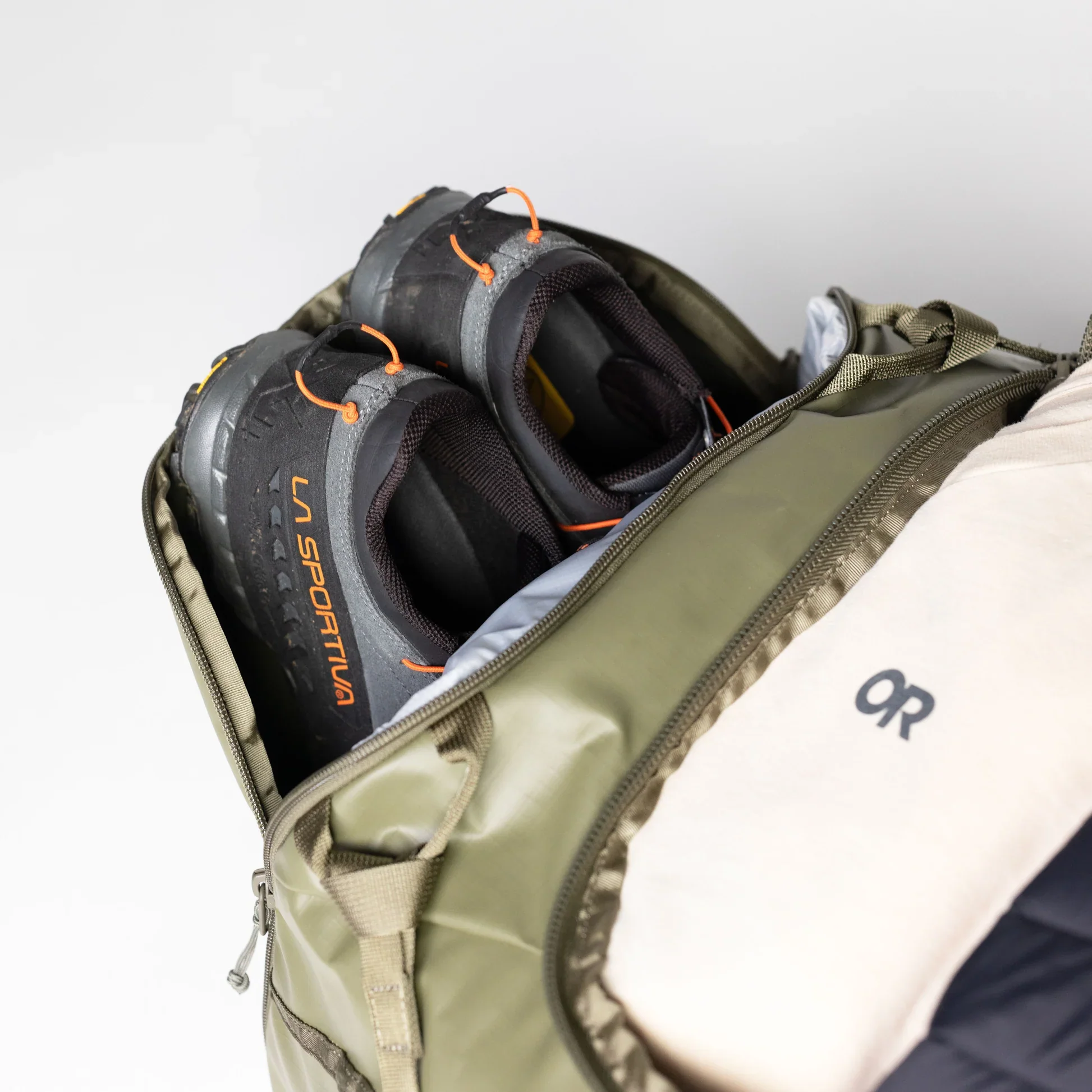 Outdoor Research CarryOut Duffel 65L - Image 4