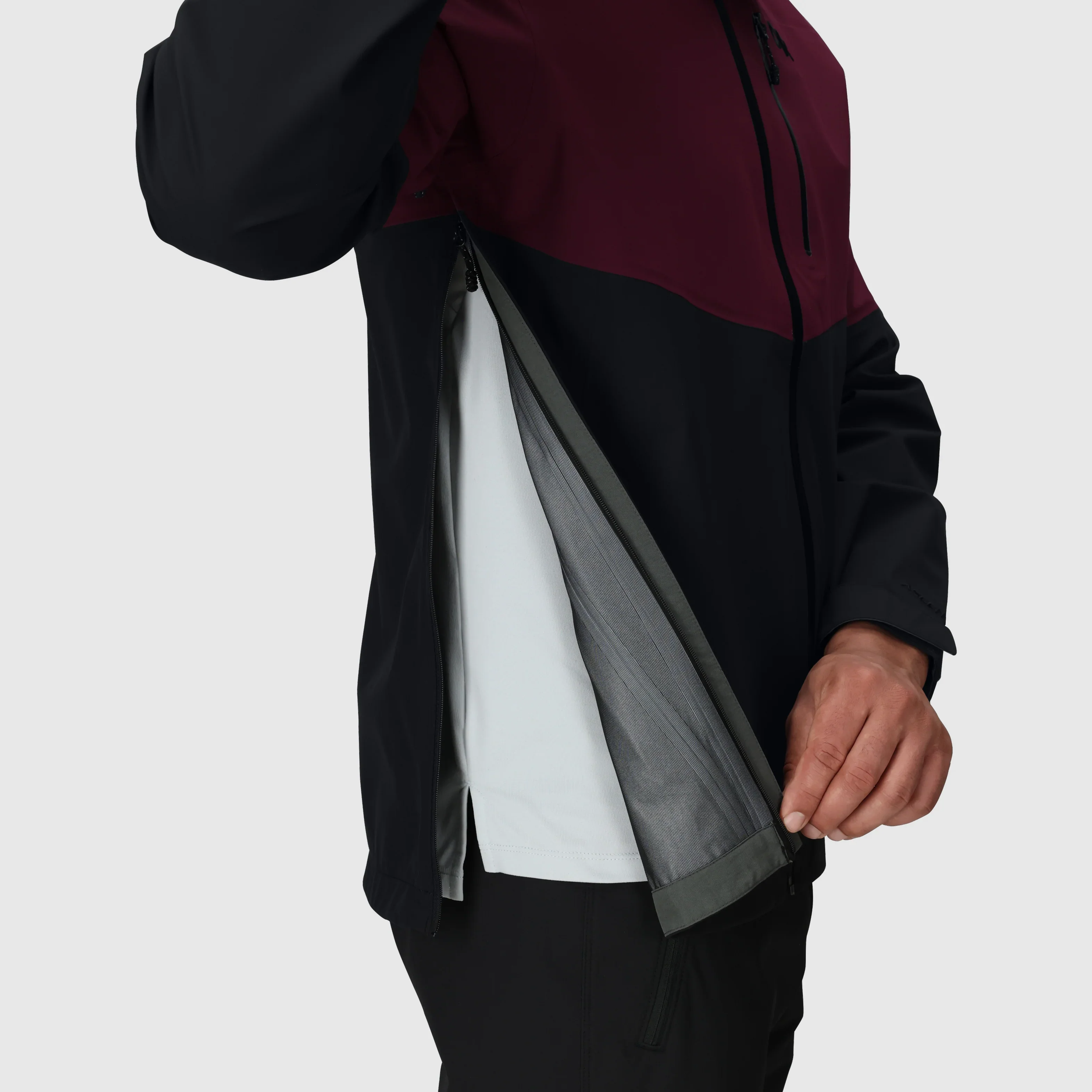 Outdoor Research Men's Foray 3L Rain Jacket - Image 11