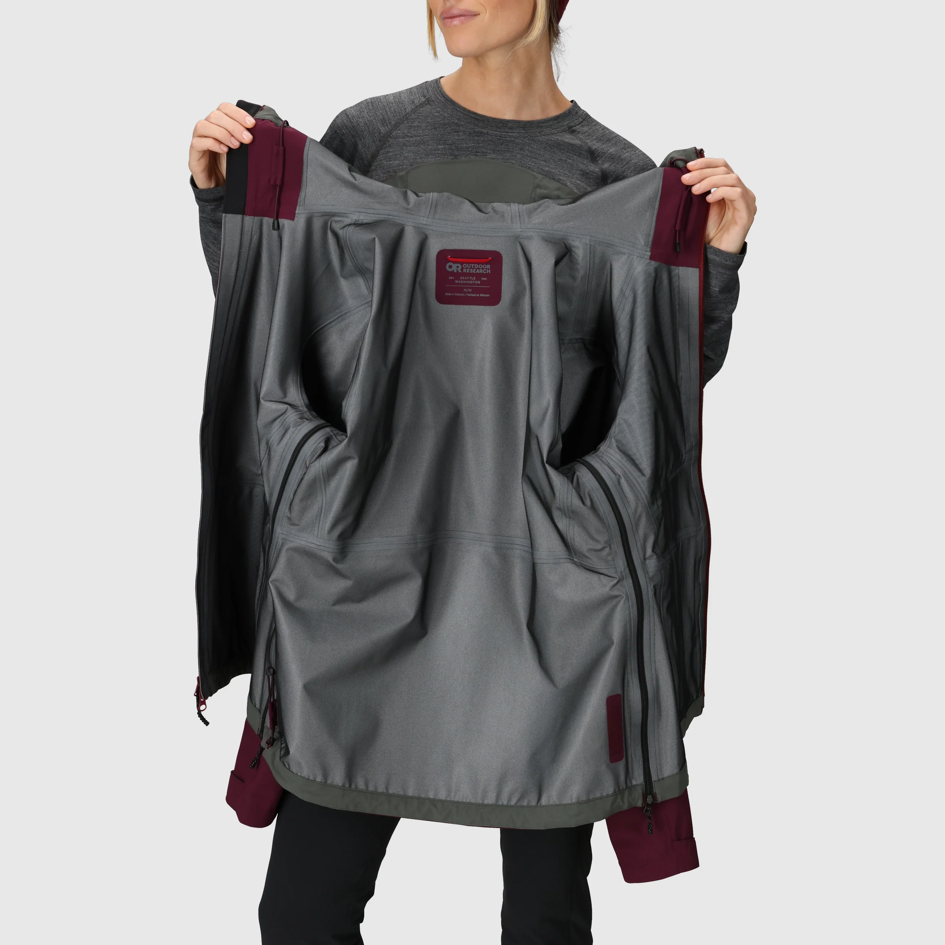 Outdoor Research Women's Aspire 3L Rain Jacket - Image 9