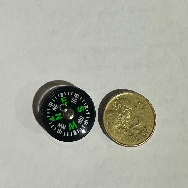 PAST Outdoors Original's Button Compass - Image 3