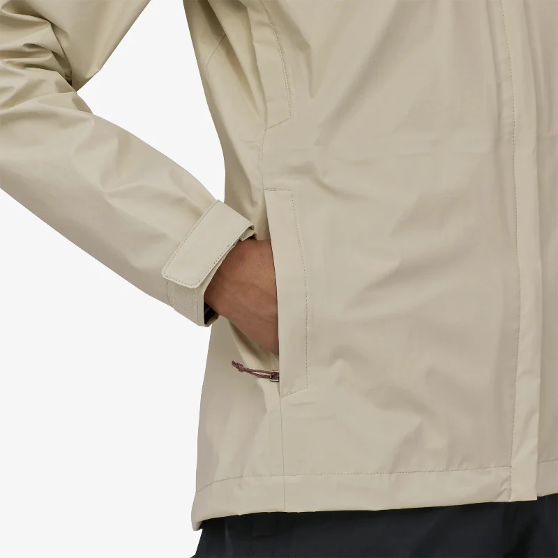 Patagonia Women's Torrentshell 3L Rain Jacket - Image 13