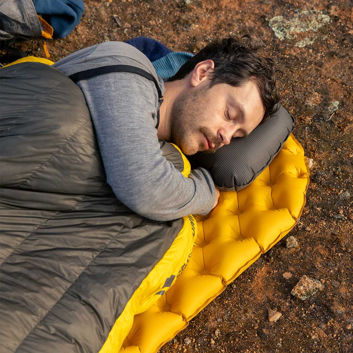 Sea to Summit Ultralight XR Insulated Air Mat - Image 12